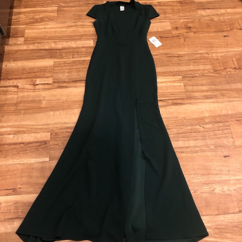 Women’s dress size 3/4 new with tags